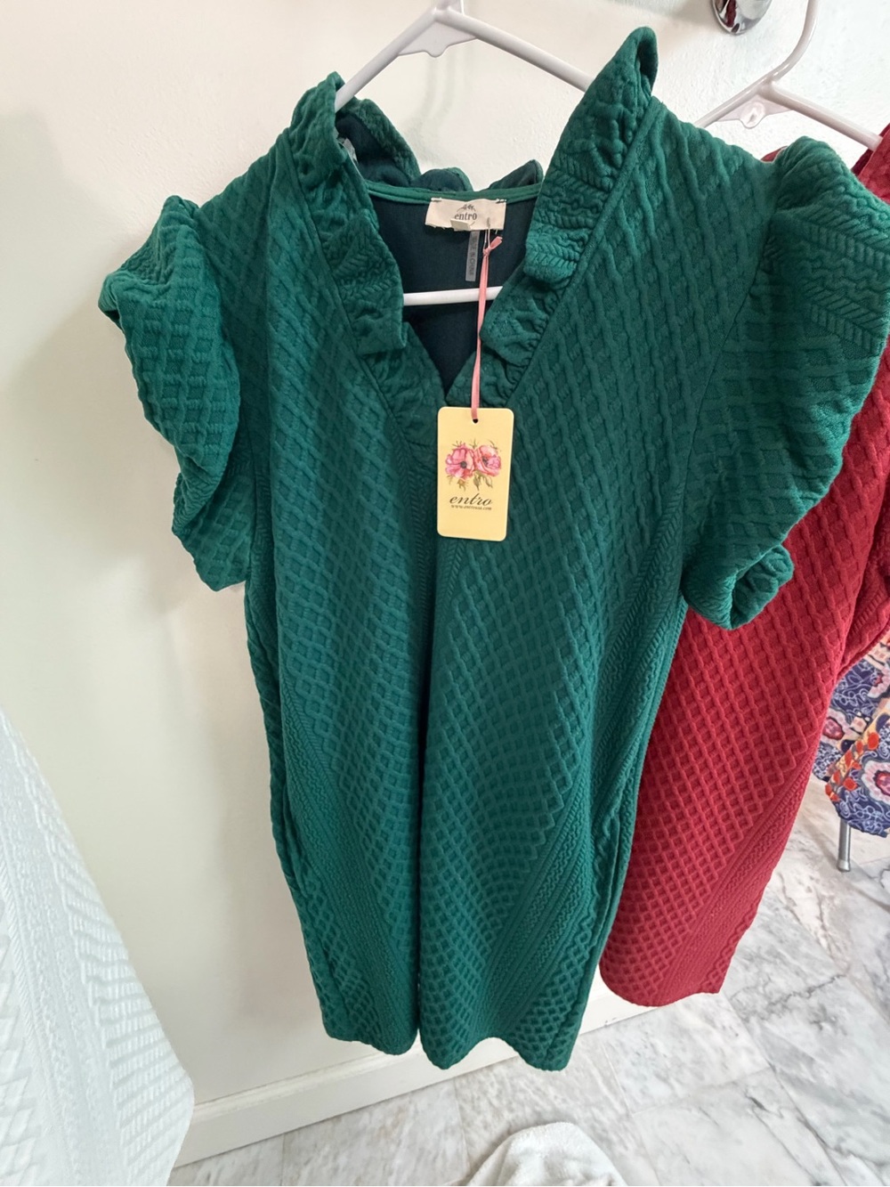 entro Emerald Green Textured Ruffle Sleeve Dress NWT